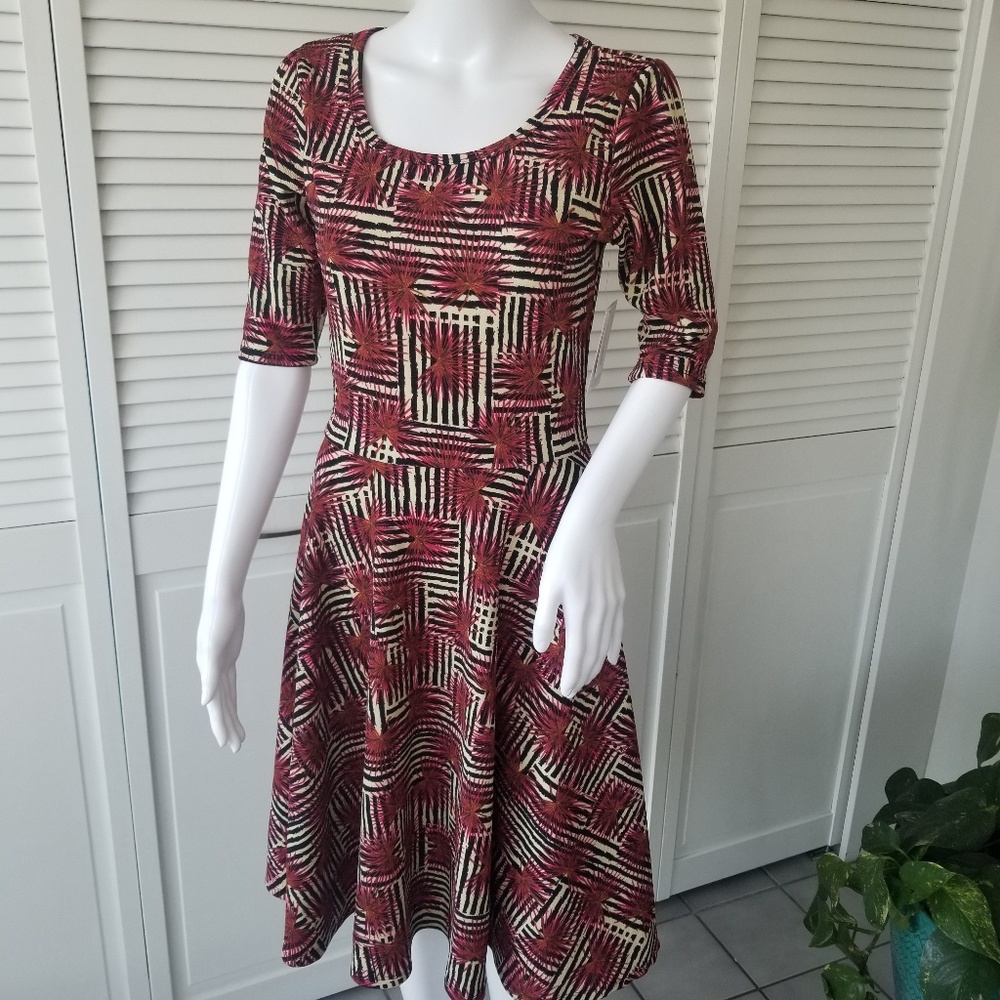 NEW! LuLaRoe Nicole skater dress. Medium - Picture 2 of 9